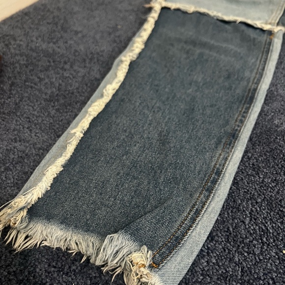 CUTE RIPPED JEANS - Picture 3 of 5